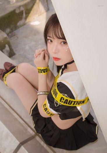 亚洲另类小说第二页_十万网红美女美酱