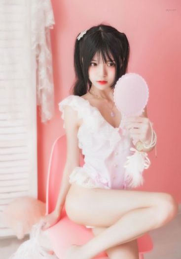 欧美啄木乌成人系列AV靓妆爱神_1080HD在线观看