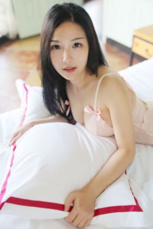 伊人水多多影院_免费国语在线观看