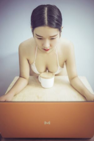 嫩雏撕裂灌满精水哭叫小说_蓝光超清免费观看