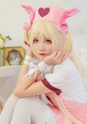 亚洲精品厕所_1080P完整版观看
