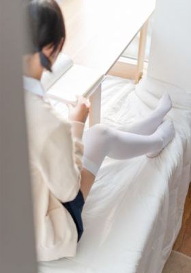 日韩美脚连裤袜丝袜在线_BD国语超清免费观看