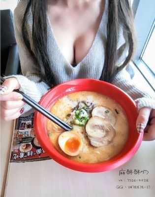 扒开女人内裤猛进猛出免费软件_720完整视频观看