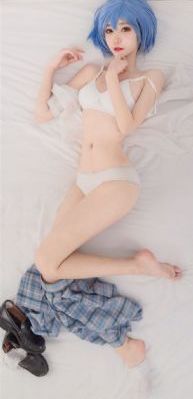 一本久久久久免费综合_在线完整观看